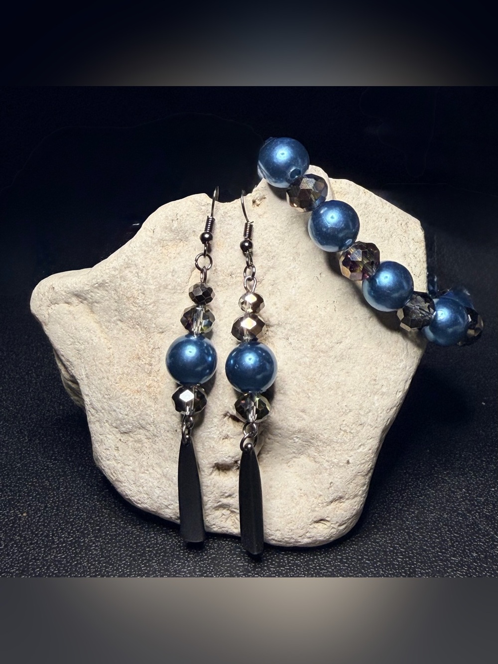 ✨Handmade✨ Blue Pearl & Hematite Bead Bracelet and Earrings Set